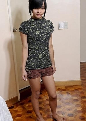 Young Asian Femboy - Minnie