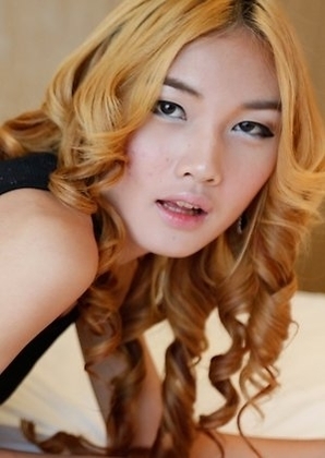 19yo Thai ladyboy Sunfos hottie has her ass stretched to the max