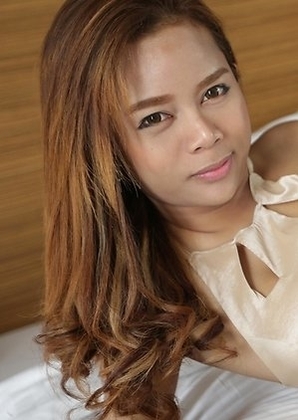 Pretty 23yo Thai ladyboy Mond pounded full with large white dick