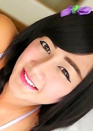 20yo sweet Thai shemale Gif gets ready for date with white tourists