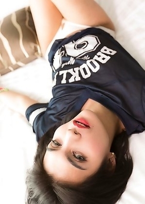 Ladyboy Sofie - Brooklyn Be Mine Jerkoff Facial