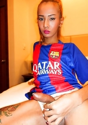 Dolla long legged fuck doll