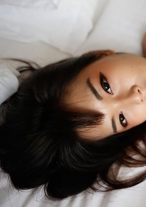 19yo pretty Thai ladyboy Pream gets face covered in jizz