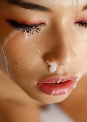 19yo pretty Thai ladyboy Pream takes a white cock