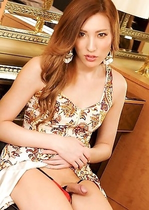 The breath taking debutantees just keep on cumming here on SMJ as we welcome another gorgeous fresh face in the shape of Ran Hasegawa.