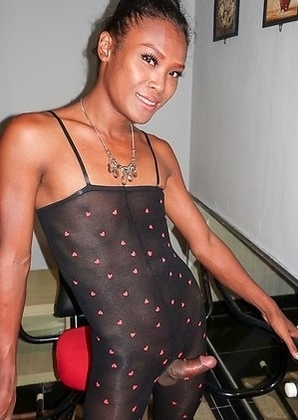 Ladyboy Jina - Sex Chair Creampie