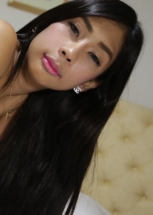 Hot 20yo Thai ladyboy Arin gets her ass worked out by big white cock