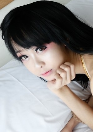 Cute 19yo Thai ladyboy Guitar enjoys herself a big white dick