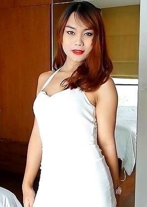 22 year old Thai ladyboy Ning gets fucked and sucks a tourist cock and gets a facial