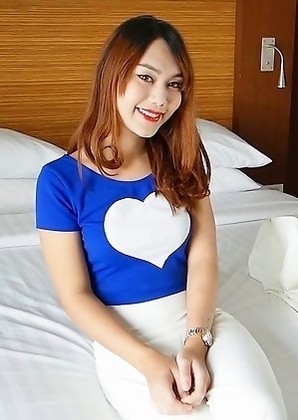 22 year old partygirl Thai ladyboy gets naked and does a striptease